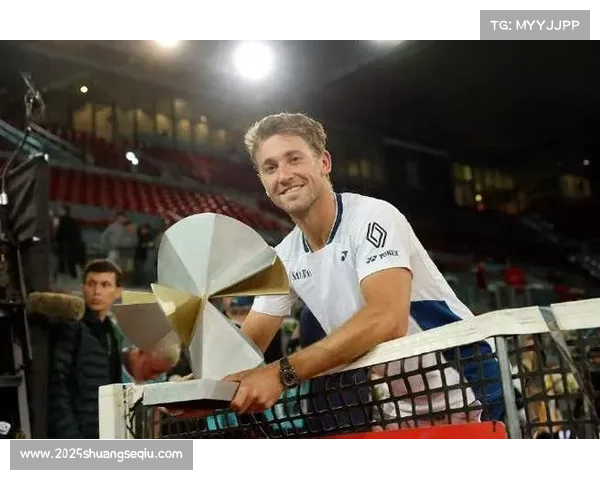 鲁德带伤挺进马德里大师赛决赛，将与德雷珀争冠。